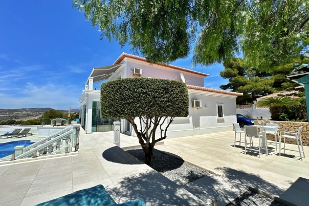 4 bed villa in Moraira