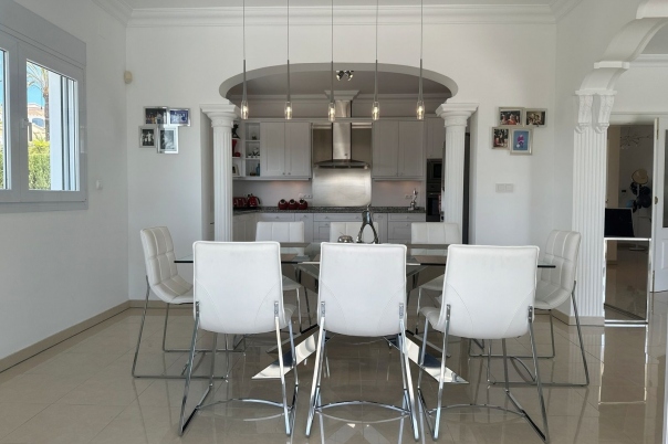 4 bed villa in Moraira