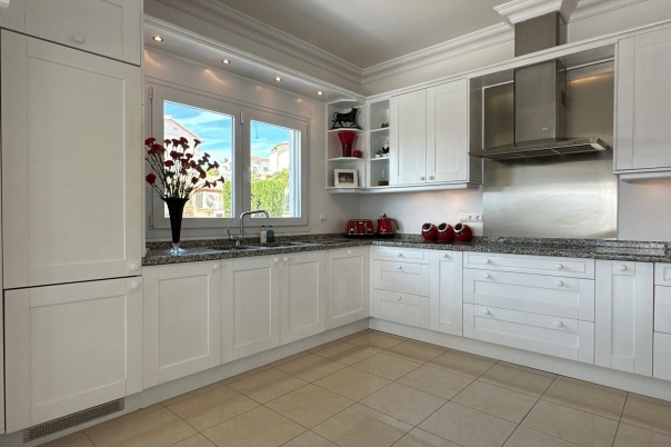4 bed villa in Moraira