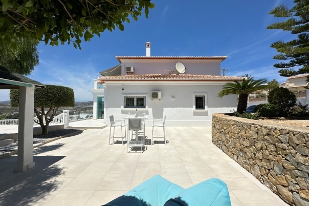 4 bed villa in Moraira