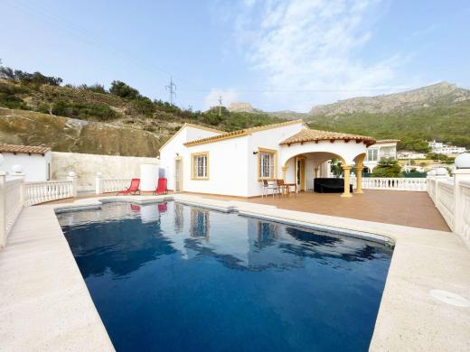 4 bed casa / chalet in Calpe