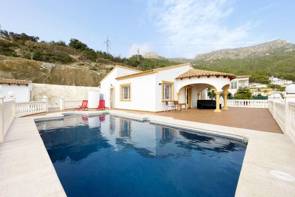4 bed casa / chalet in Calpe