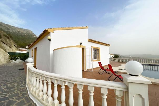 4 bed casa / chalet in Calpe