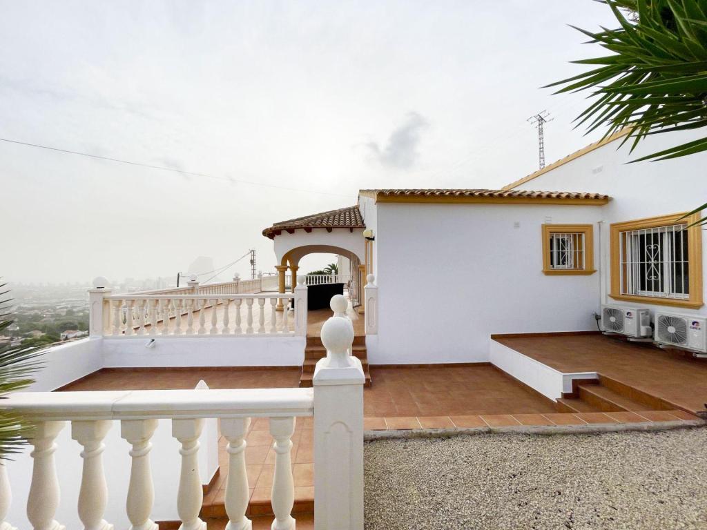 4 bed casa / chalet in Calpe