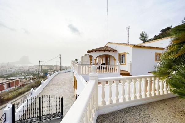 4 bed casa / chalet in Calpe