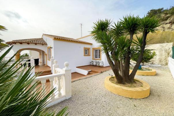 4 bed casa / chalet in Calpe