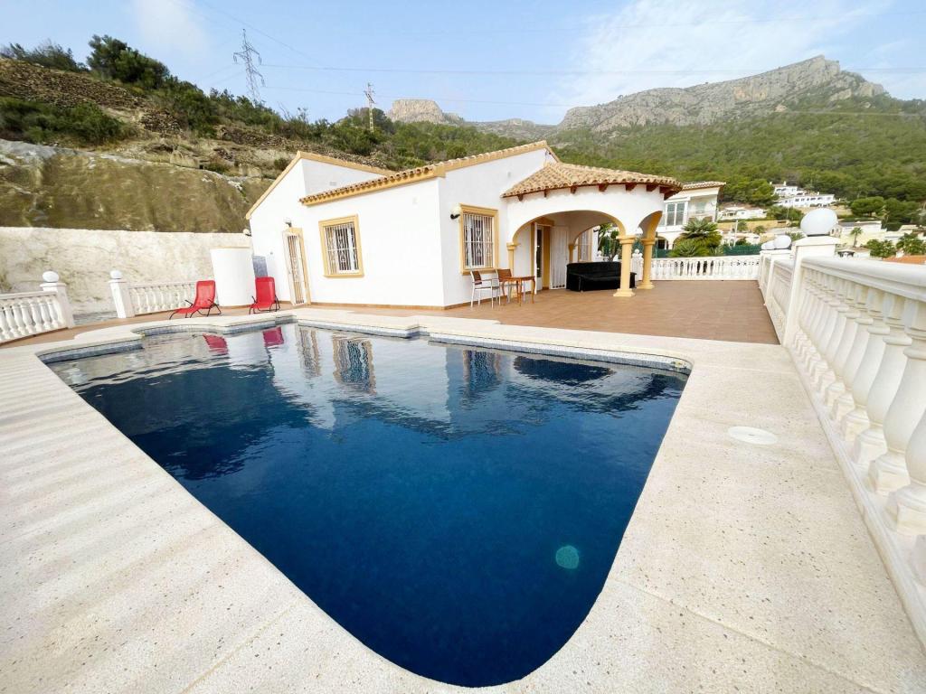 4 bed casa / chalet in Calpe