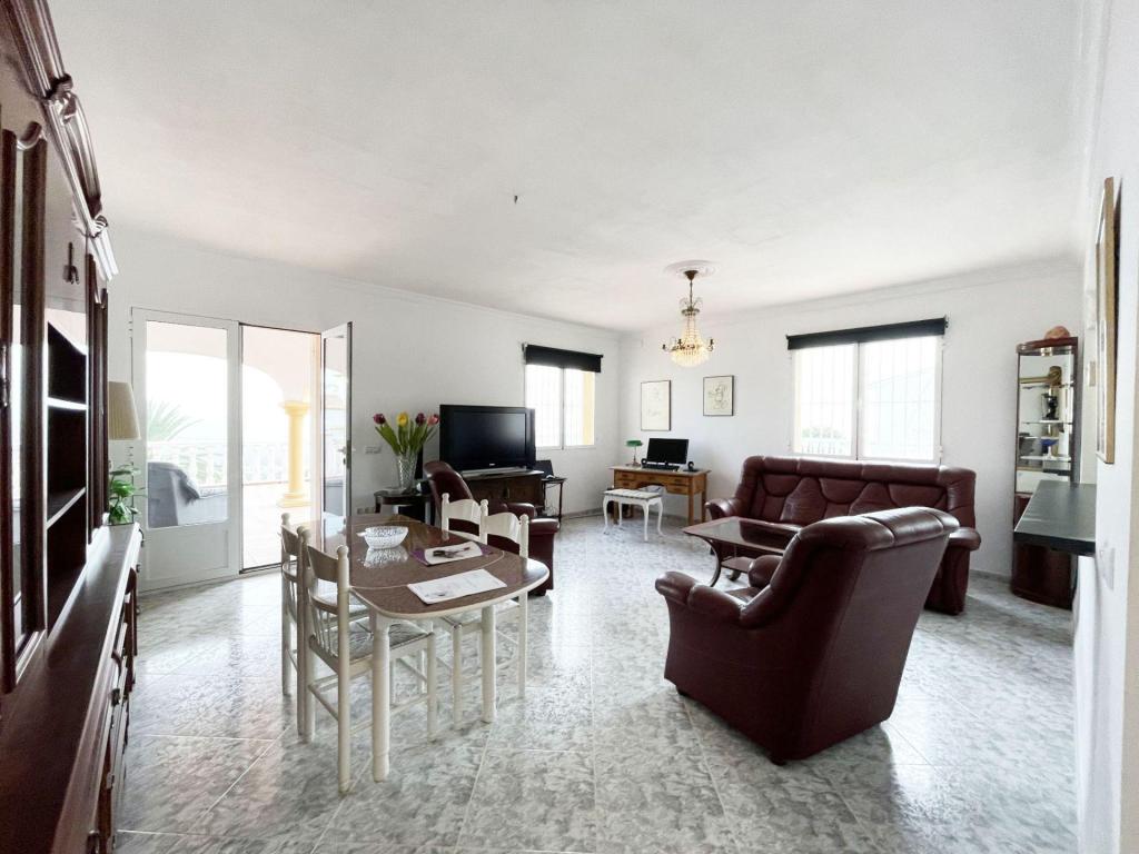 4 bed casa / chalet in Calpe