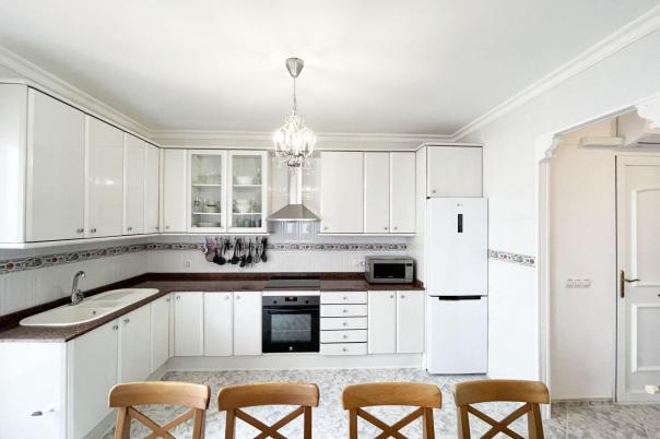 4 bed casa / chalet in Calpe