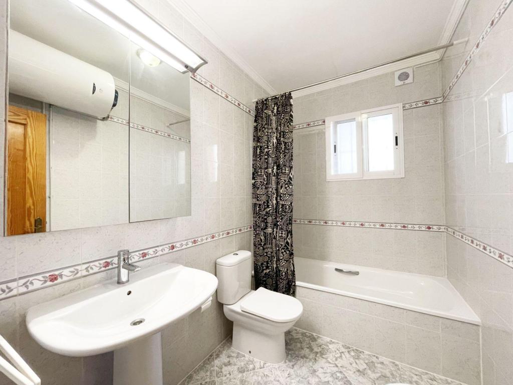 4 bed casa / chalet in Calpe