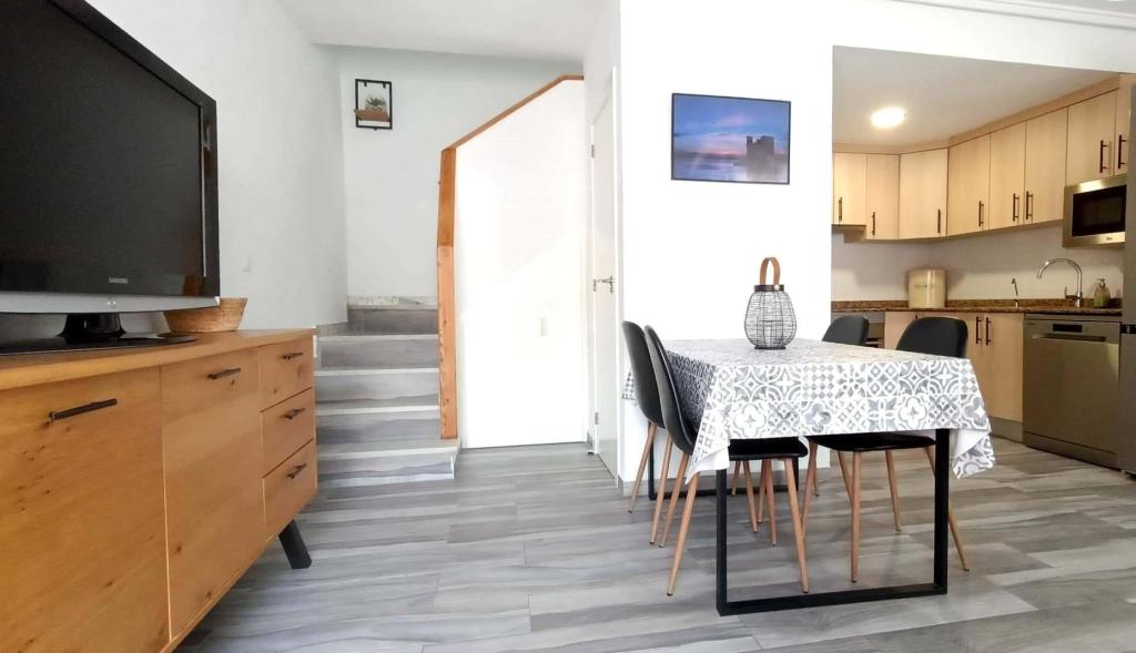 2 bed bungalow in Santa Pola