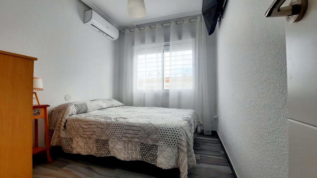 2 bed bungalow in Santa Pola