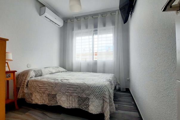 2 bed bungalow in Santa Pola