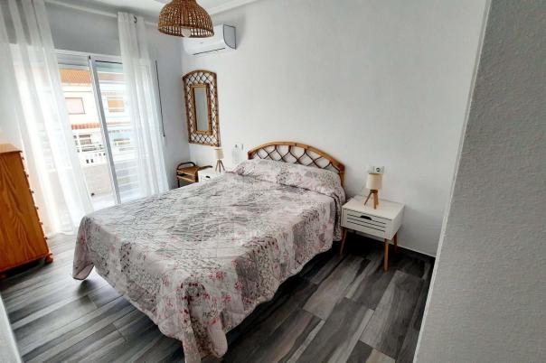 2 bed bungalow in Santa Pola