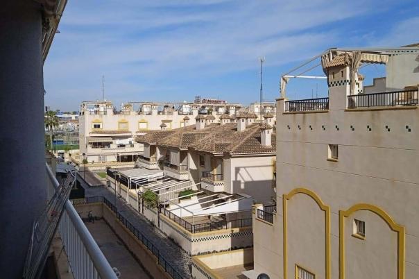 2 bed apartment in Santa Pola