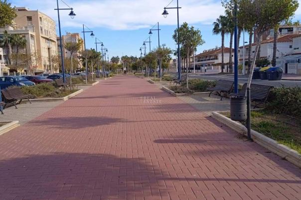 2 bed apartment in Santa Pola