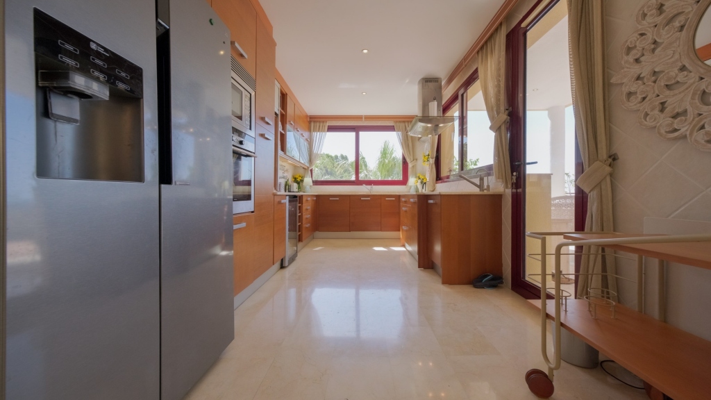 6 bed villa in Altea