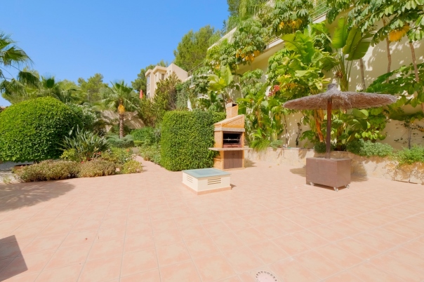 6 bed villa in Altea