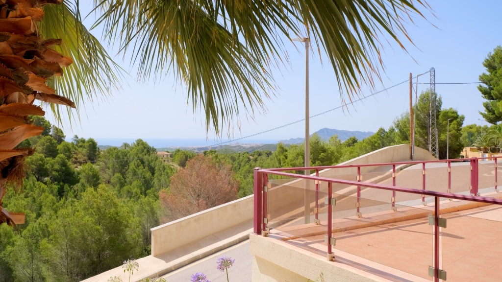 6 bed villa in Altea