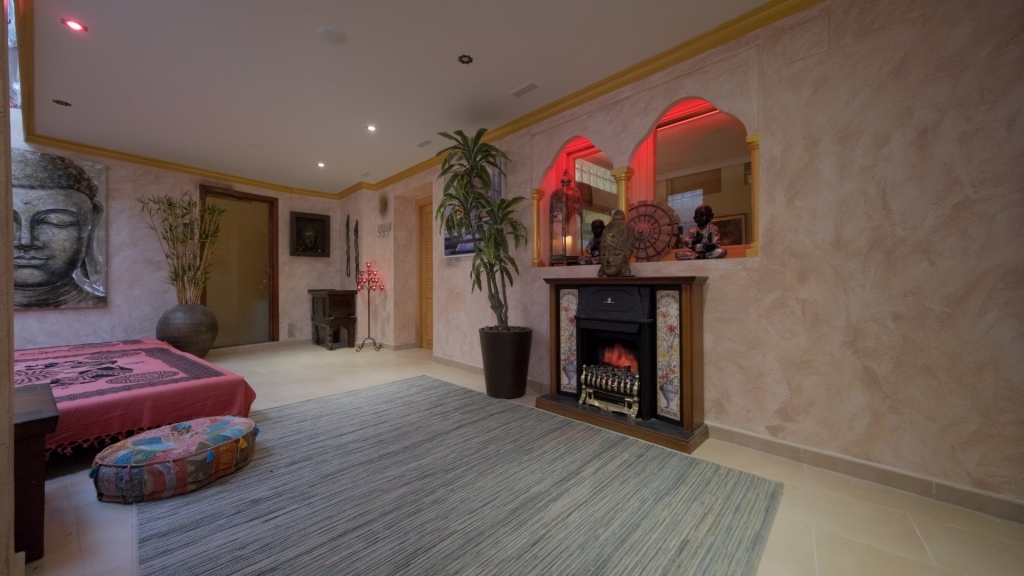 6 bed villa in Altea
