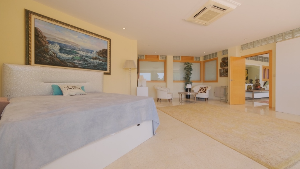 6 bed villa in Altea
