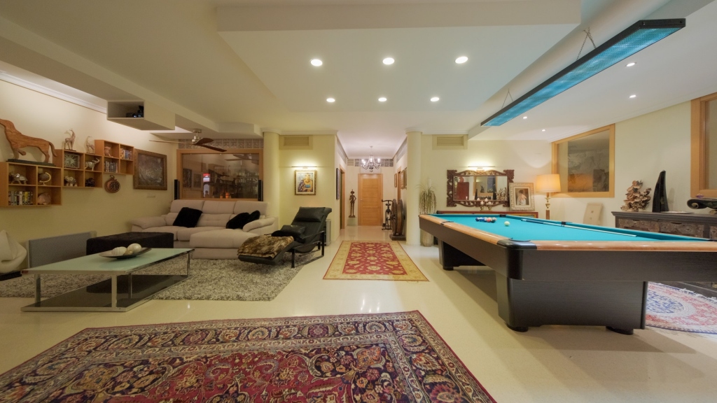 6 bed villa in Altea