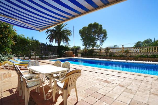 4 bed villas in Moraira