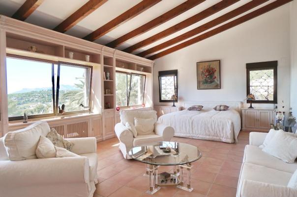 4 bed villas in Moraira