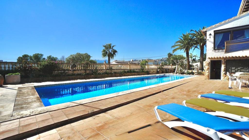 4 bed villas in Moraira