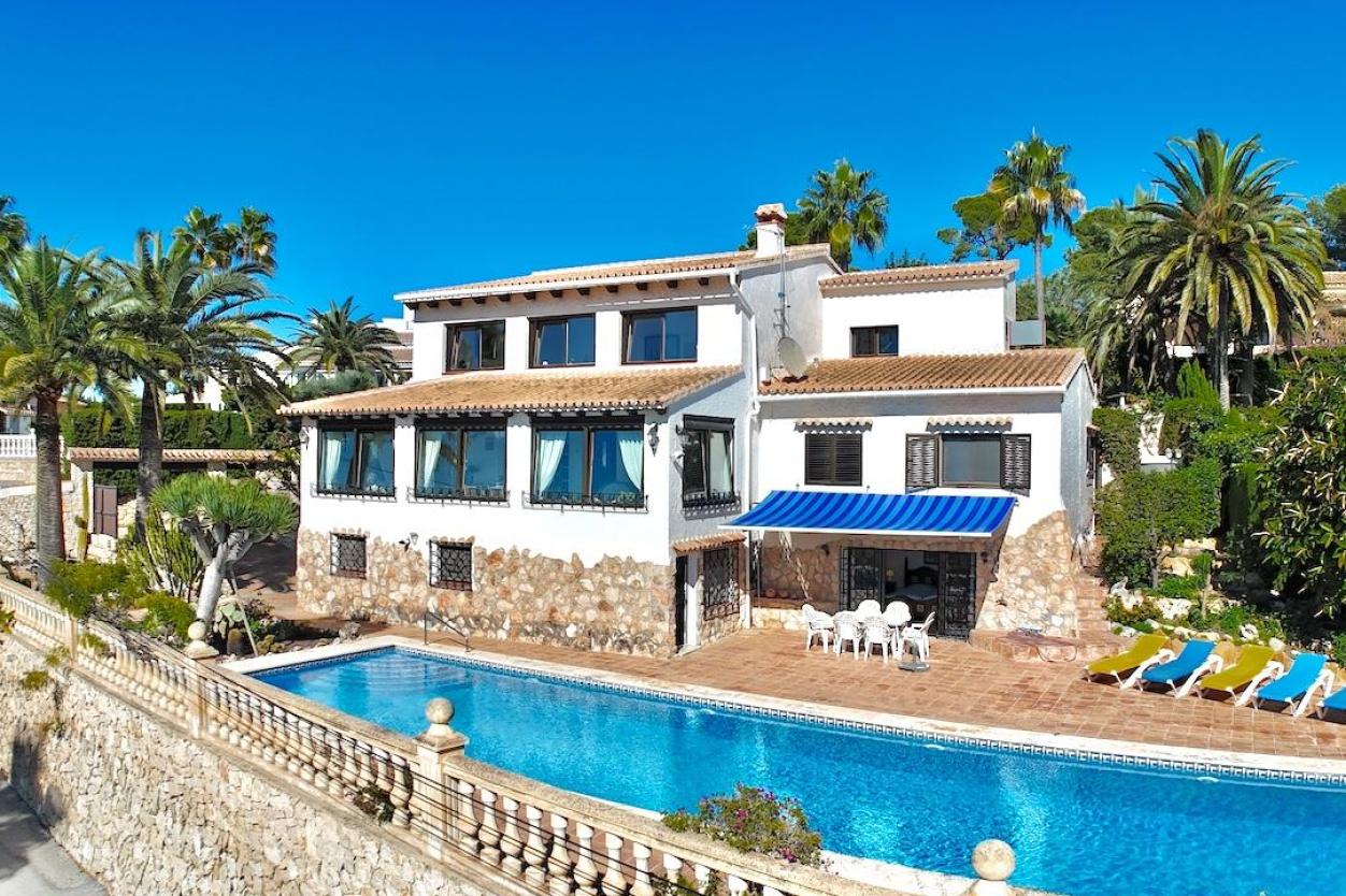 4 bed villas in Moraira