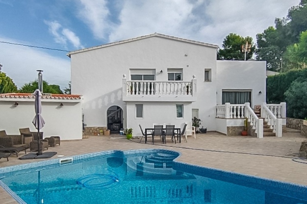 5 bed villa in Jávea