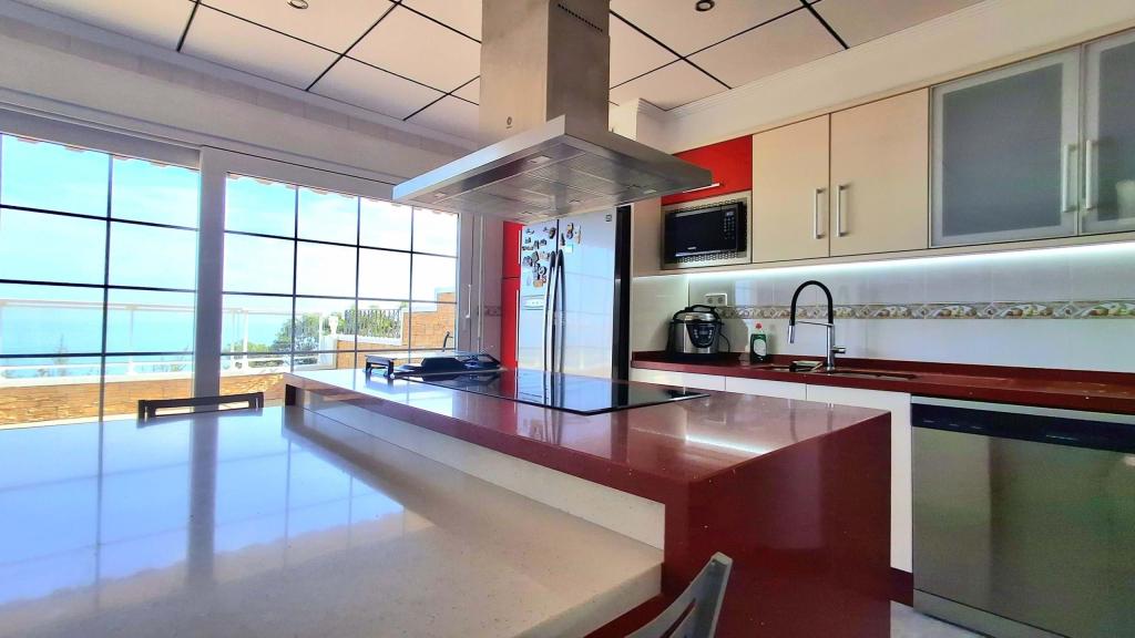 4 bed semi-detached in Santa Pola