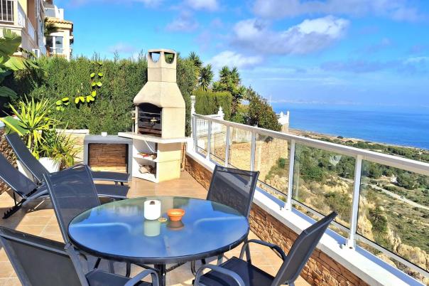 4 bed semi-detached in Santa Pola