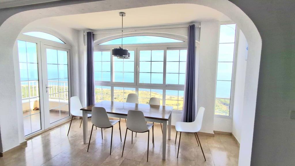 4 bed semi-detached in Santa Pola