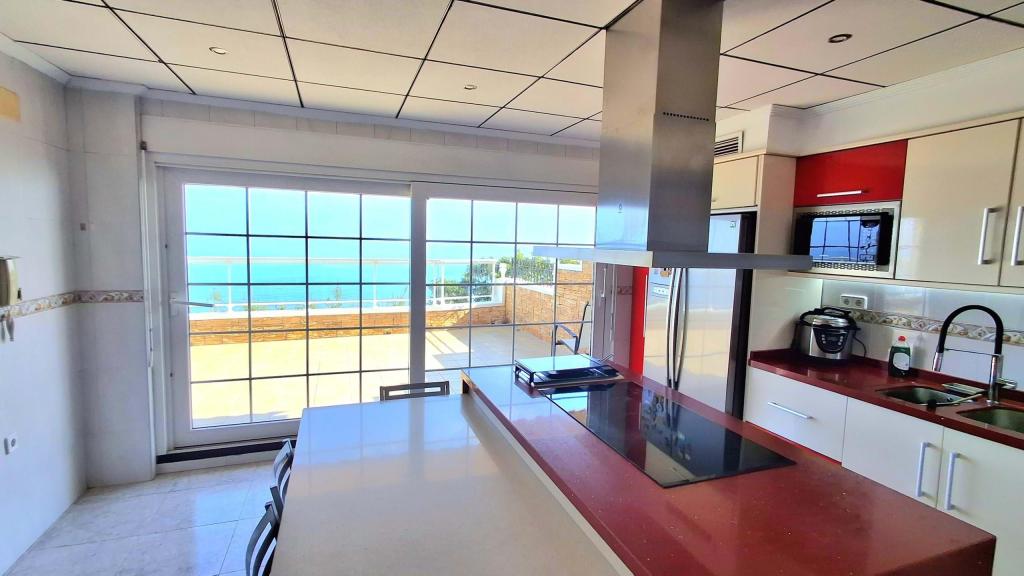4 bed semi-detached in Santa Pola