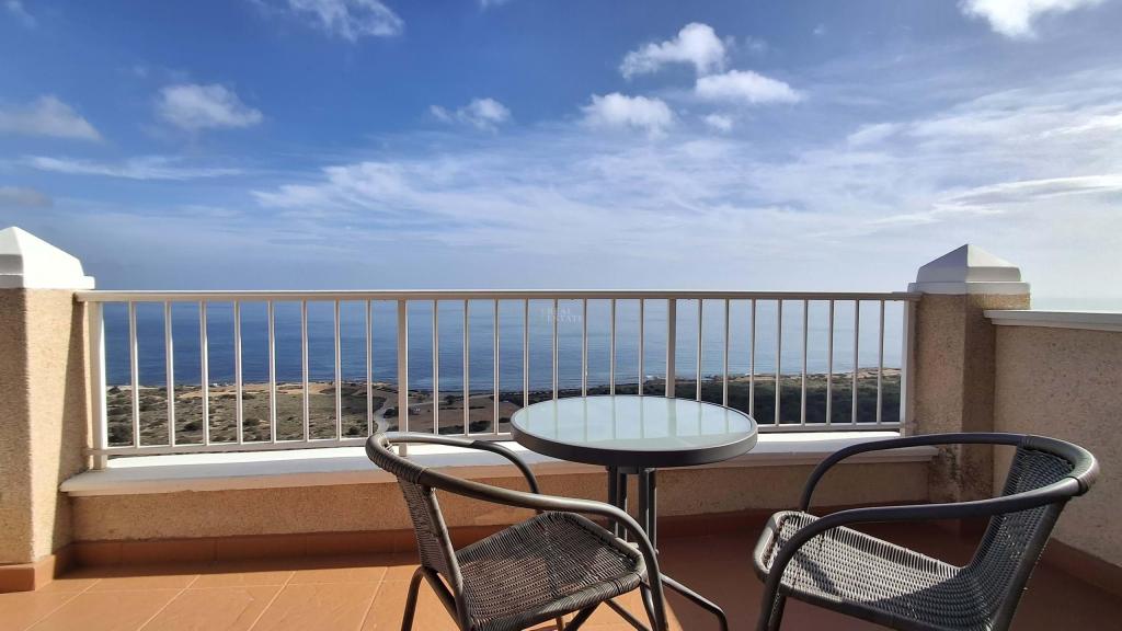 4 bed semi-detached in Santa Pola