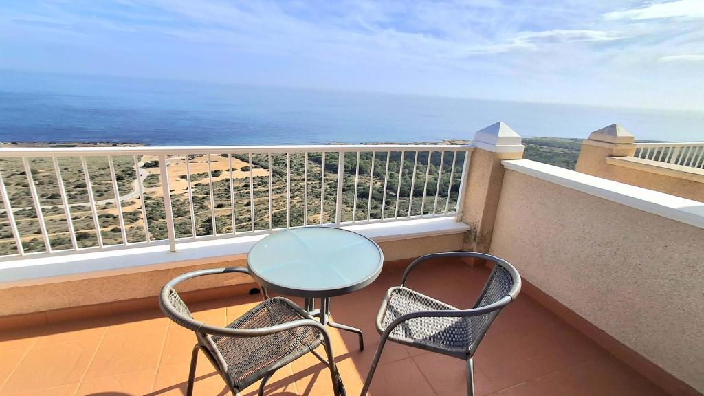 4 bed semi-detached in Santa Pola