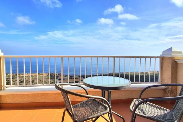 4 bed semi-detached in Santa Pola