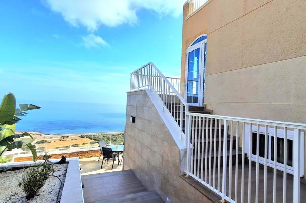 4 bed semi-detached in Santa Pola