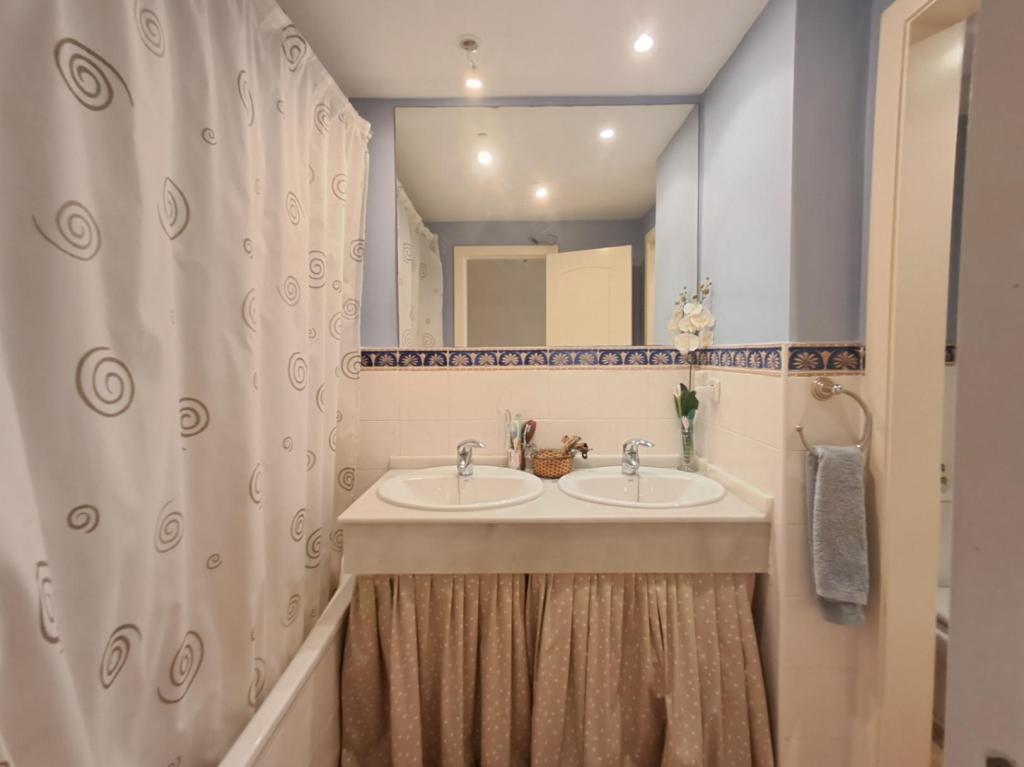 2 bed town_house in Finestrat