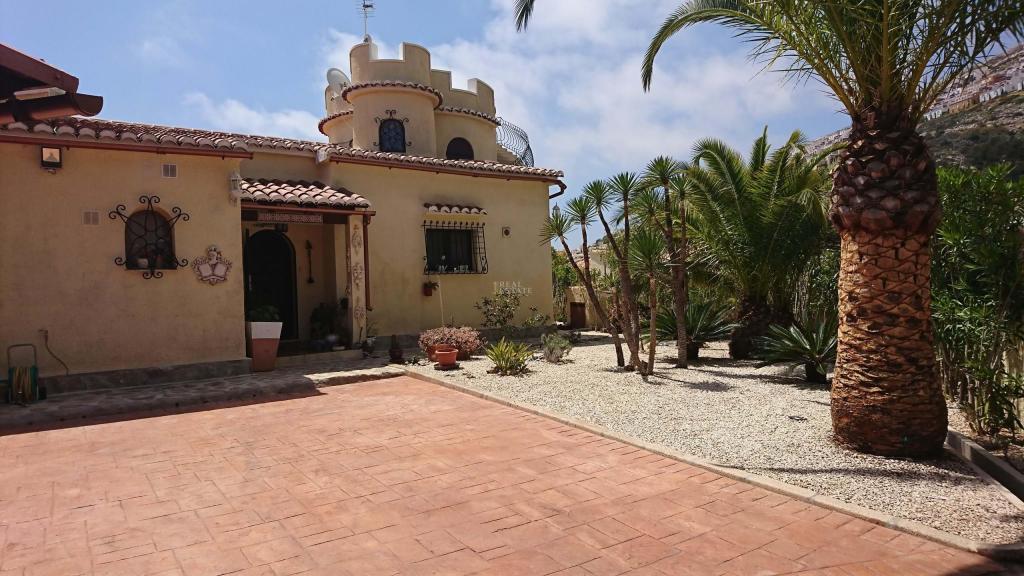 5 bed villa in Benitachell/Poble Nou de Benitatxell (el)