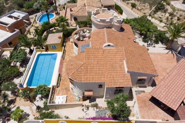 5 bed villa in Benitachell/Poble Nou de Benitatxell (el)