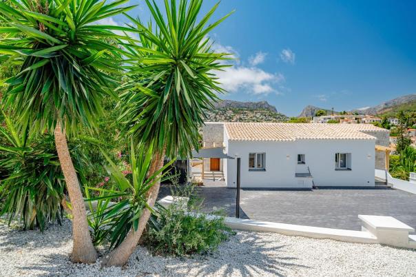 4 bed casa / chalet in Calpe / Calp