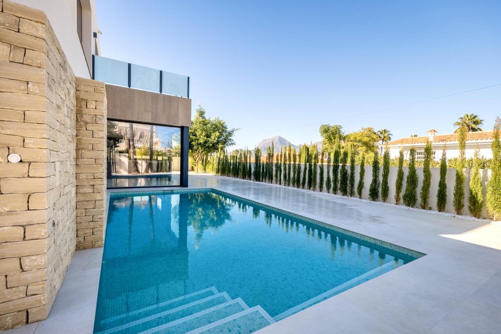 4 bed villa in Albir