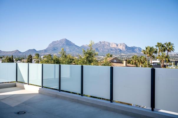 4 bed villa in Albir