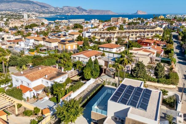 4 bed villa in Albir