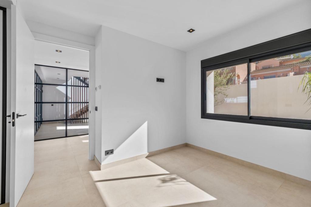 4 bed villa in Albir