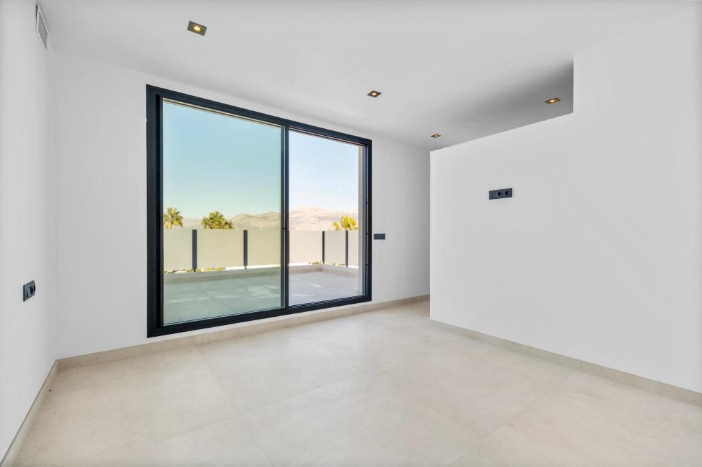 4 bed villa in Albir