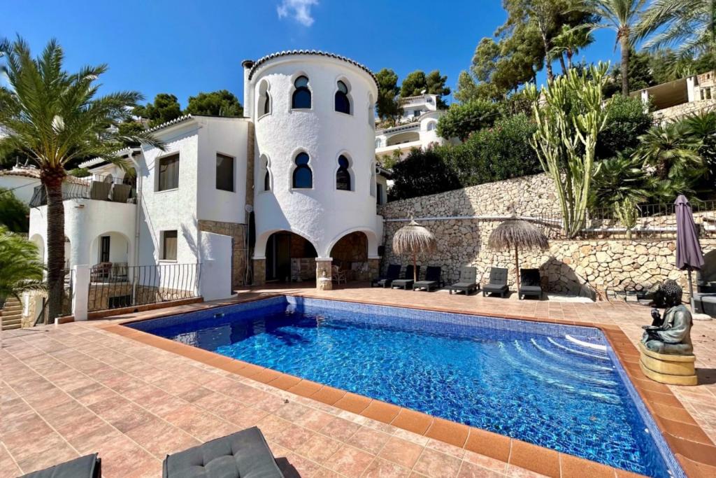 4 bed detached villa in Moraira