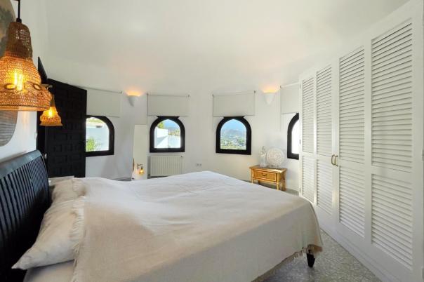 4 bed detached villa in Moraira